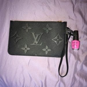 Louis Vuitton Neverfull Empreinte MM pouch/wristlet